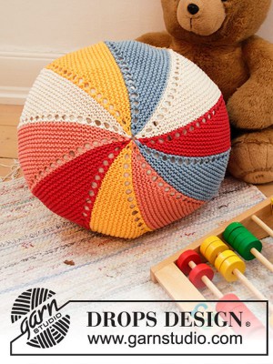 DROPS Colour Wheel Pillow										