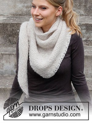 DROPS Winter Winner Shawl in Sky & Kid Silk										