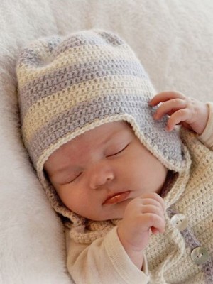 DROPS Heartthrob Crochet Baby Hat										