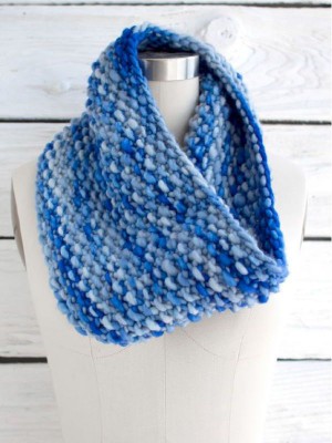 Manos Weekend Cowl										