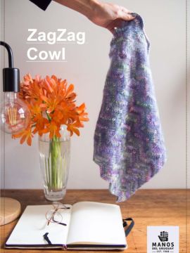 Manos del Uruguay Zig Zag Cowl