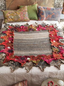 Noro MAG13-01 Leaf Afghan