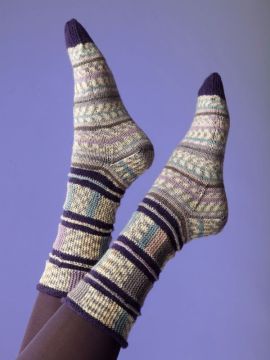 Regia R0174 Sideways Garter Leg Socks