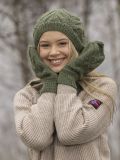 Mosedott Hat and Mittens