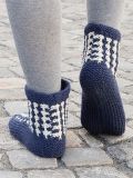 Dogtooth Pattern Slippers