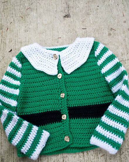 Free Christmas sweater knitting and crochet patterns on Laughing Hens: this one is by Stephanie Mason