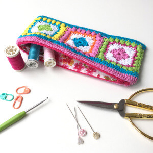 free pencil case crochet pattern by MarRose