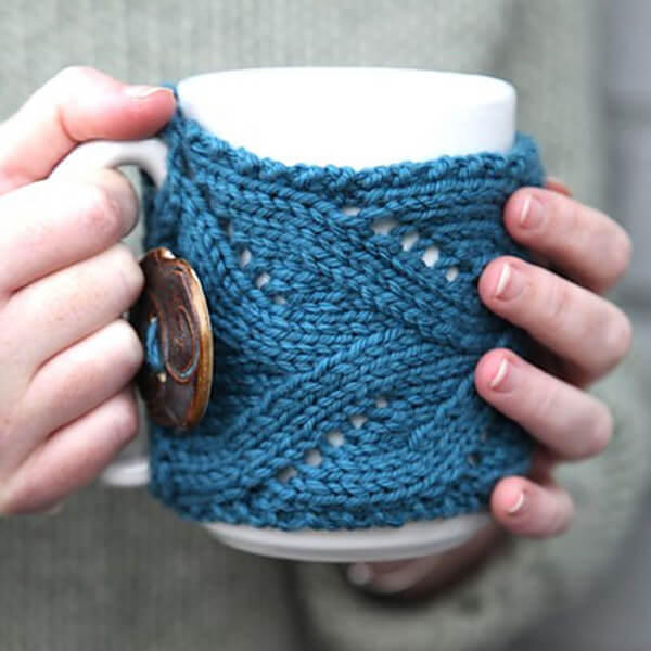 Free knitting patterns to improve your office: fancy mug cozy by Kirsten Hipsky on Laughing Hens